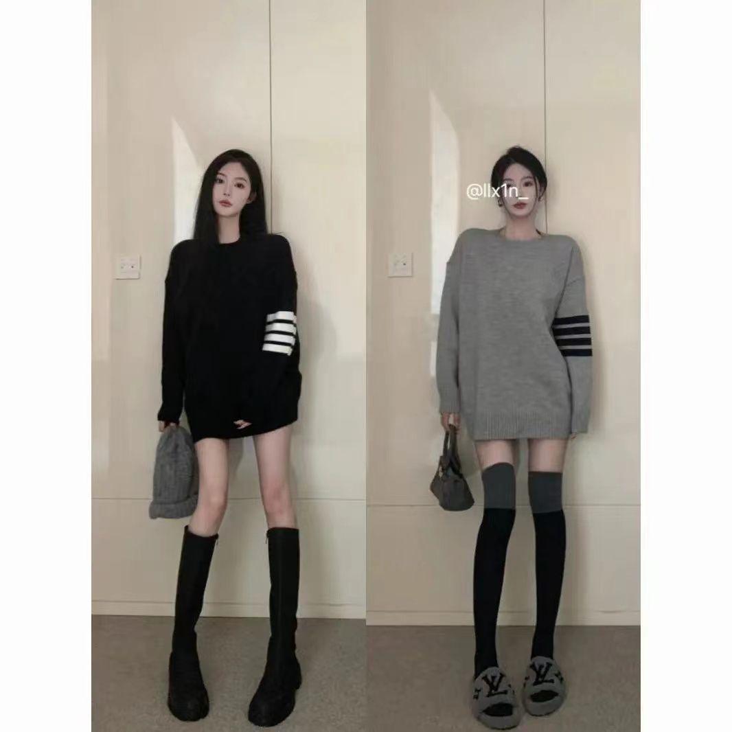 

Women s Black Retro-Style Loose Knit Pullover Sweater for Autumn and Winter One Size чорний