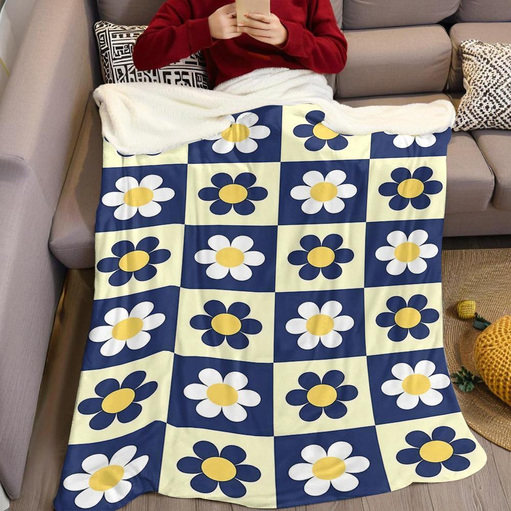 Checkerboard Flower Pattern Flannel Blanket Warm Soft Halloween Christmas Couch Warm Cozy Decorative Decor Gift For All Season