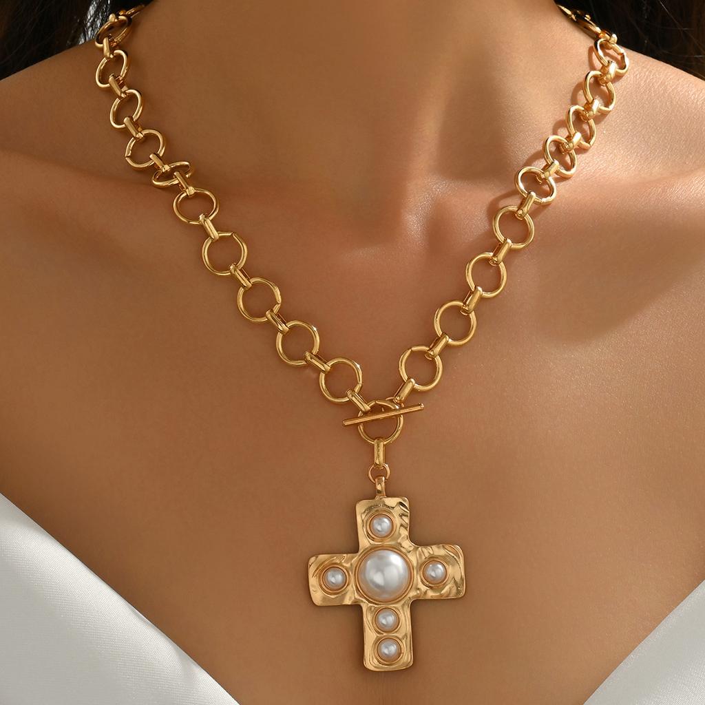European and American Fashion and Retro Design Imitation Pearl Cross Necklace Simple and Versatile OT Buckle Ring Necklace
