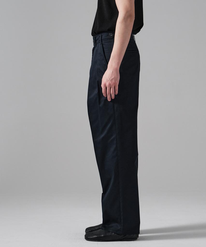 FILLCHIC Forward Two-Pleated Pants (Navy)