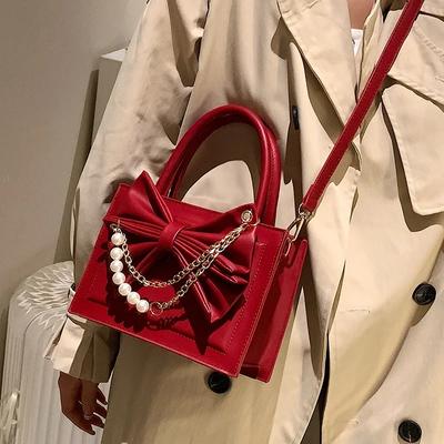 Luxusní dámská svatební klenutá kabelka s třásněmi a řetízkem přes rameno, červená kabelka, elegantní temperamentní crossbody kabelky pro novou nevěstu