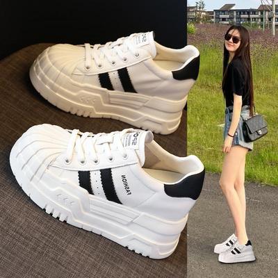 Sapatos de mulher – Ténis