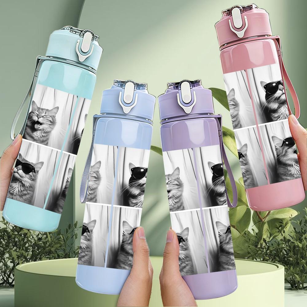 1PC Four Panel Cat Meme Comic Print 750ml Color Plastic Sports Water Bottle Leakproof Flip Straw Lid Suitable for Sports Office Home Use