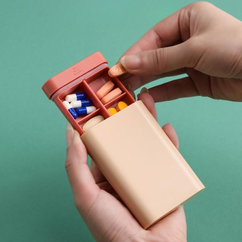 Mini Liten Bærbar Reise Vitaminboks Pilleesker Beholder Organizer Oppbevaring Tablett 7 Dager 6 Ruter Medisinoppbevaringsboks