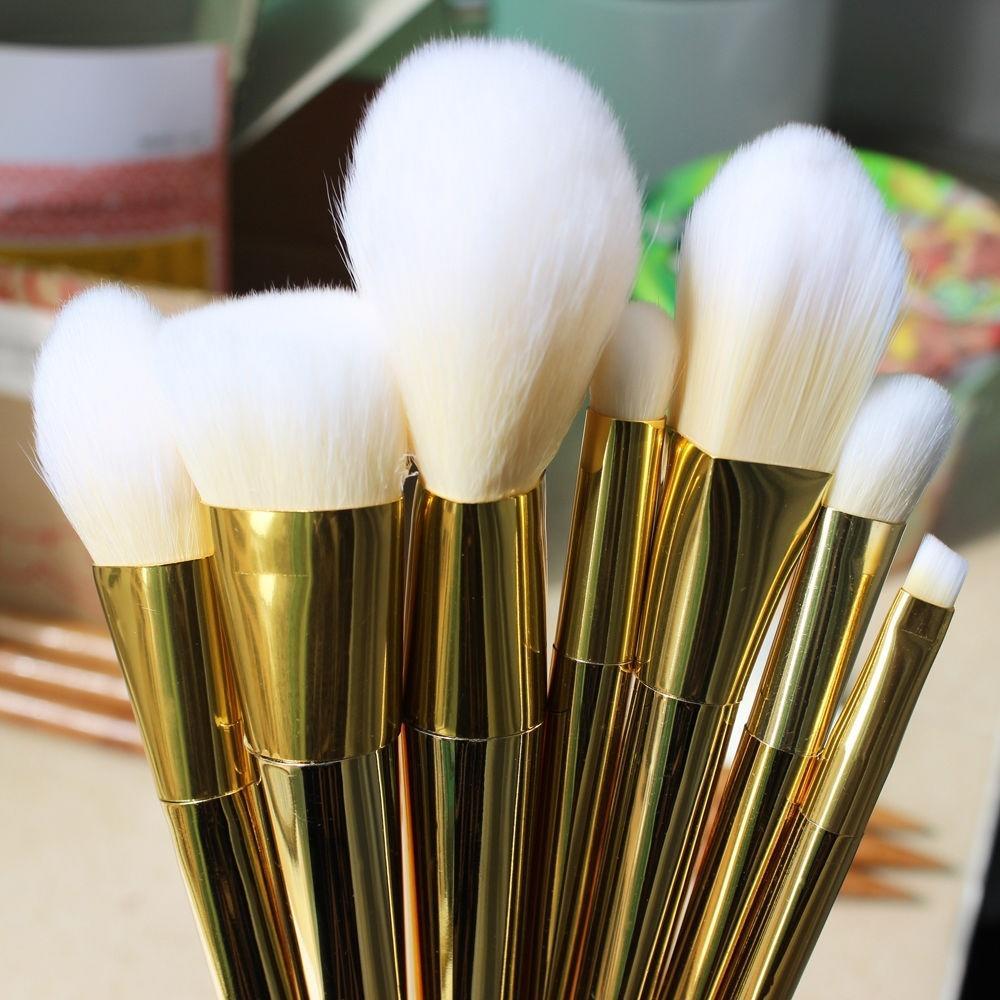 7pcs Makeup Brushes Set Powder Foundation Eyeshadow Eyeliner Lip Brush