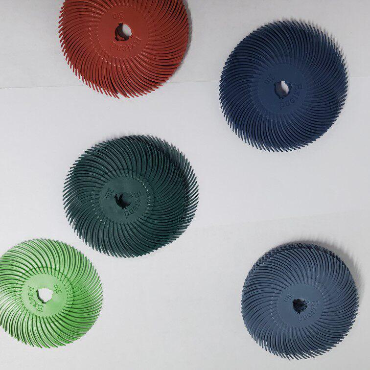 

3-inch Mini Cyclone Metal Polishing Pad - Maple Leaf Design for Deburring & Stainless Steel Polishing 220 Grit
