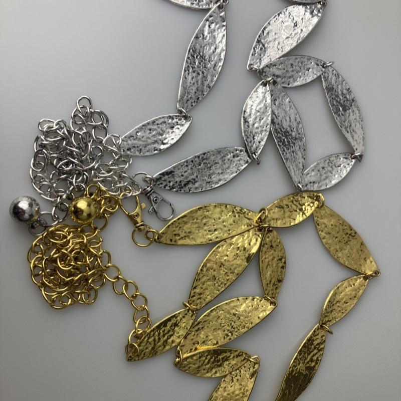 A Women's Metal Waist Chain with Large and Small Long Leaf Patchwork Waist Decoration, A Retro and Versatile Dress for Casual Decoration