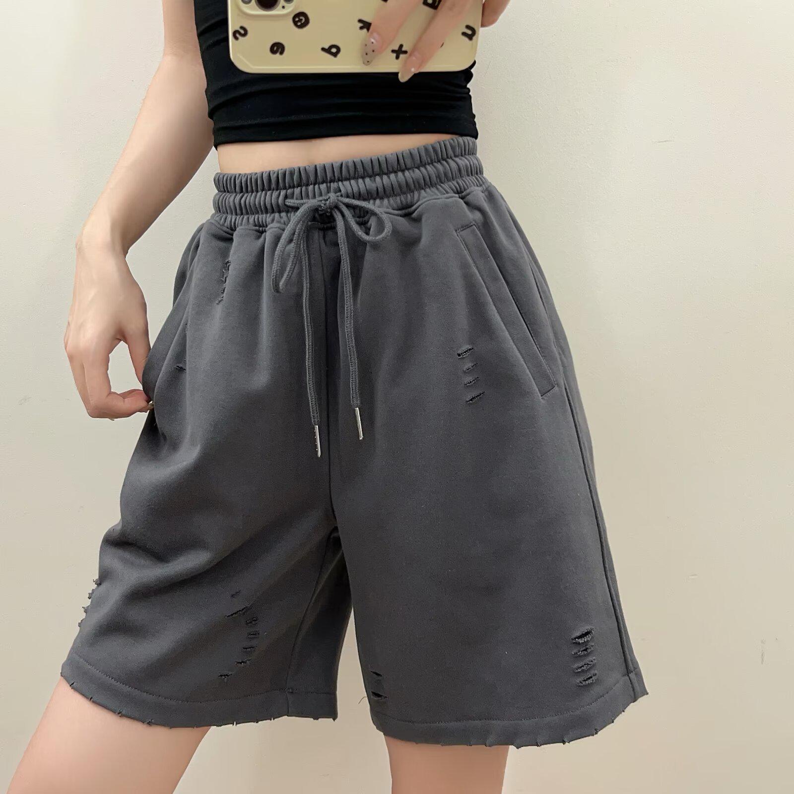 

Женские повседневные шорты бойфренда в американском стиле 2024 года с рваными краями — свободный крой, летняя спортивная одежда для горячих девушек Large