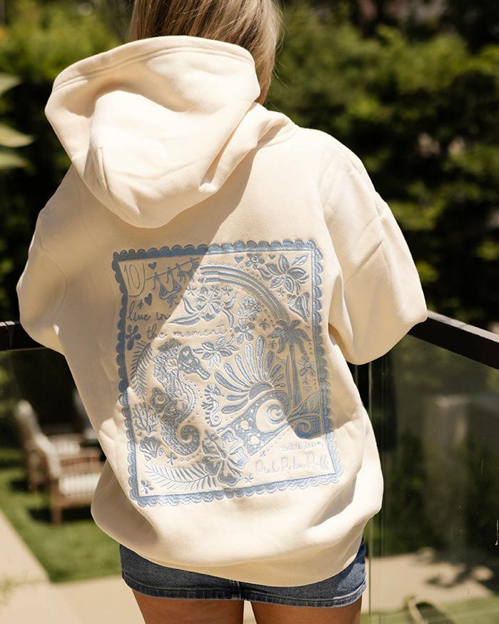 

Live in the Moment Hoodie in apricot and burgundy XL абрикосовий