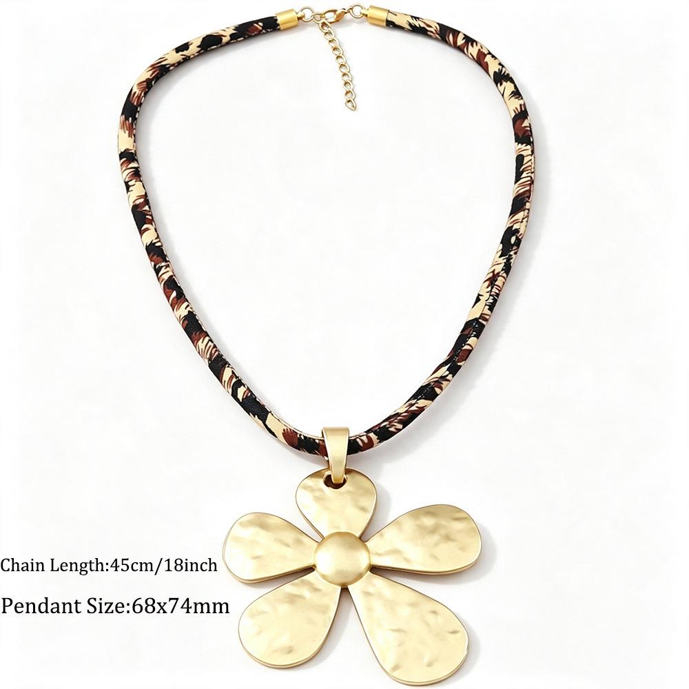 Bohemian Matte Gold Flower & Leopard Print Pendant Necklace