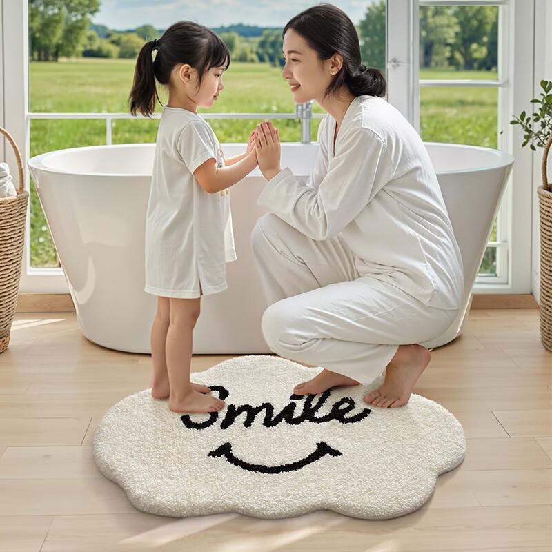 Dajiang Smiley Co-Branded Bathroom Mat, Toilet Floor Mat, Washroom Entrance Mat, Absorbent Mat, 50x80cm