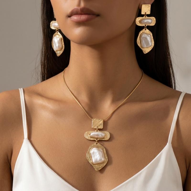 Vintage 2Pcs Gold Baroque Pearl Jewelry Set Irregular Textured Metal Drop Earrings & Pendant Necklace Set For Women Daily
