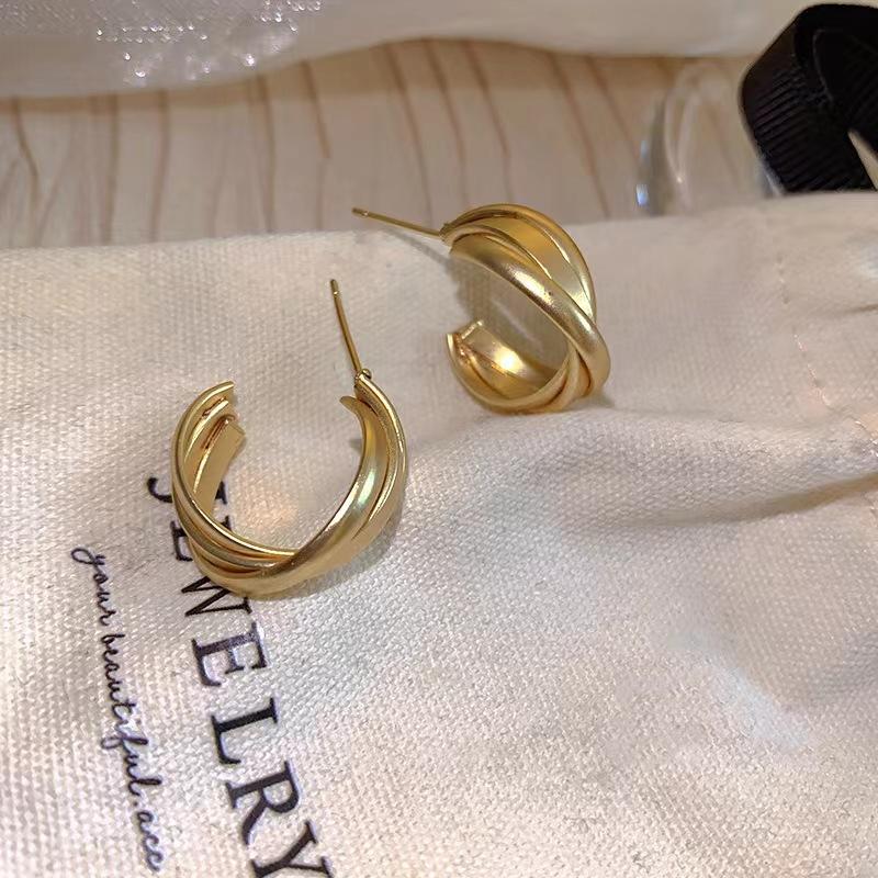 Stylish Retro C-Shaped Hoop Circle, Summer High-End Earrings, Stylish And Simple Basic Women'S Earrings