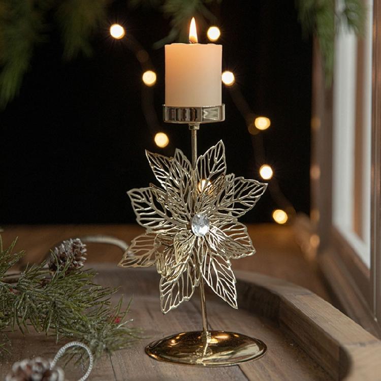 Iron Candle Holder Christmas Flower Star Snowflake Designs Vintage Metal Tealight Candle Stand Candlestick Table Decors