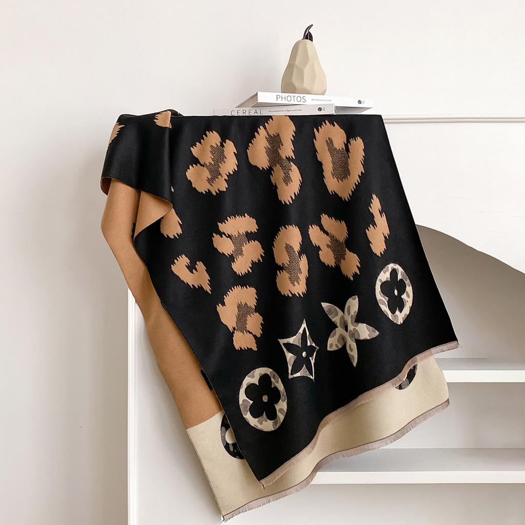 Women's Leopard Print Splicing Shape Fashionable Versatile Imitation Cashmere Warm Scarf Short Beard Fringed Shawl Women