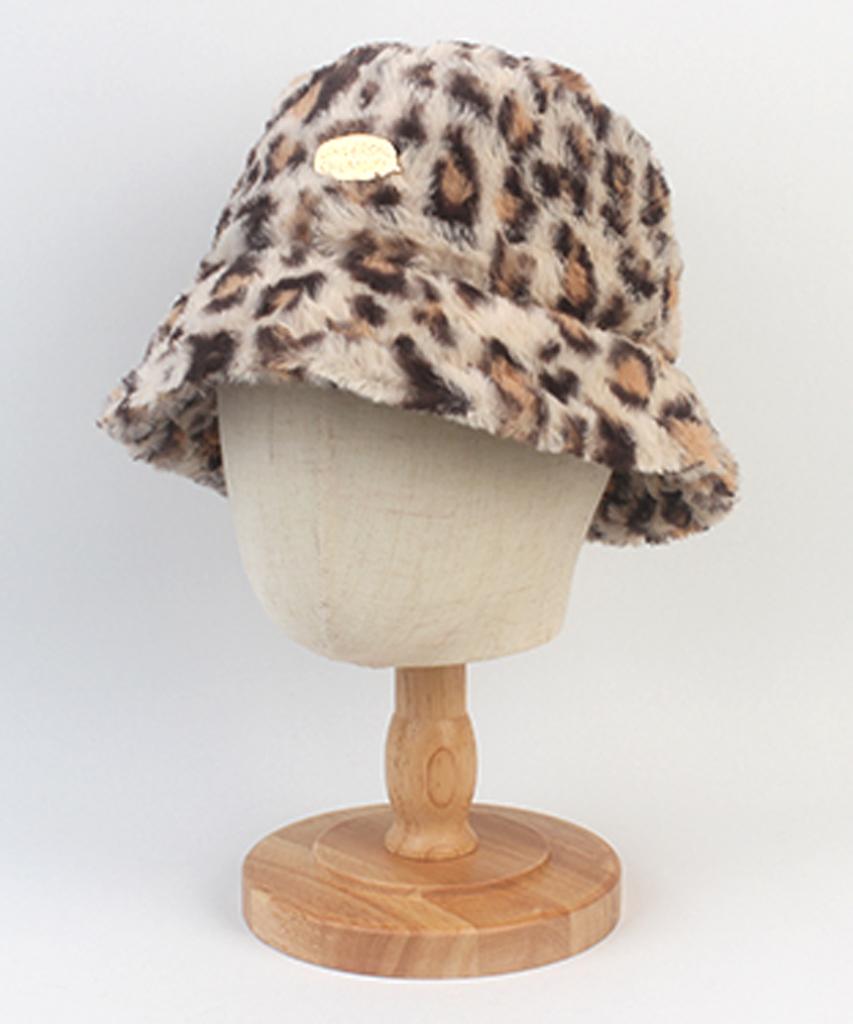 Yunibeosyeolkemiseuteuli Fur Leopard Ivory Bucket Hat Leopard Bucket Hat