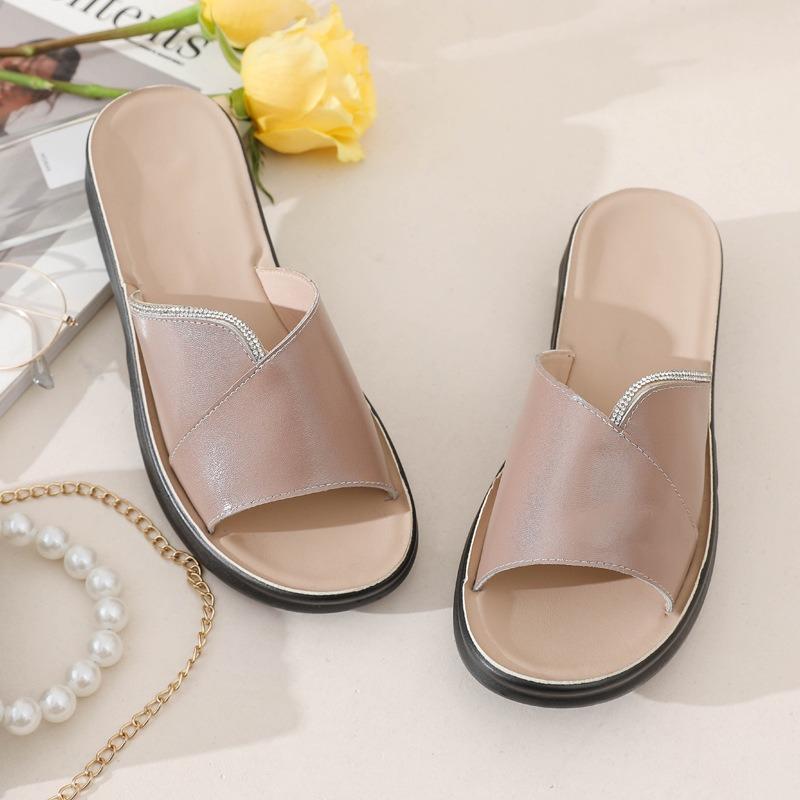 ~ Medium leather cool slippers low heel flat bottom mother slippers non-slip soft bottom summer wear fashion sandals