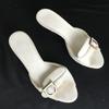 Salvatore Ferragamo Mules Sandalen mit offener Zehenpartie Größe 5D 22.0-22.5 Weiße Schuhe Mules(GEBRAUCHT)