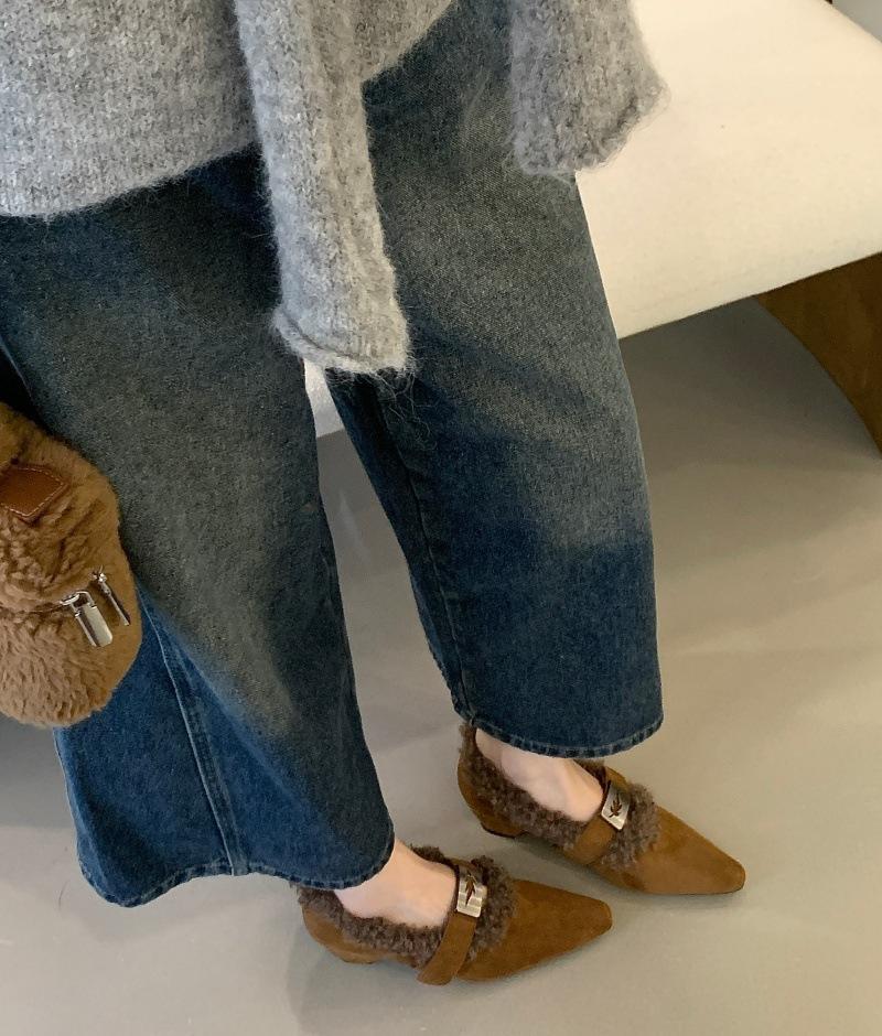2025 new winter heightening suede pointed head belt buckle slope heel plush shoes women