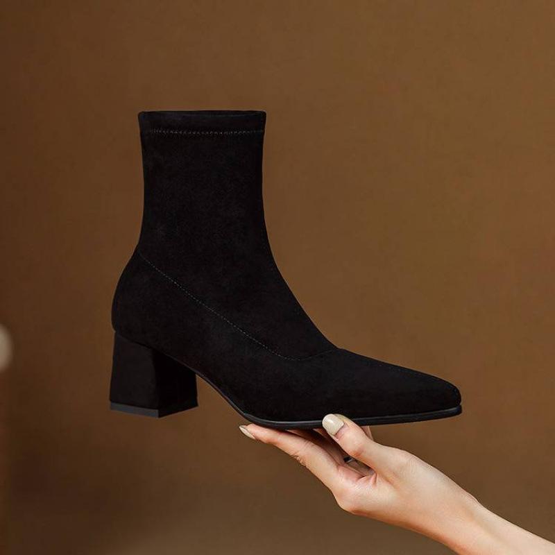 Autumn and winter rubber sole pointed women's fashion boots solid color suede large size women's boots medium heel sleeve square heel fashion boots