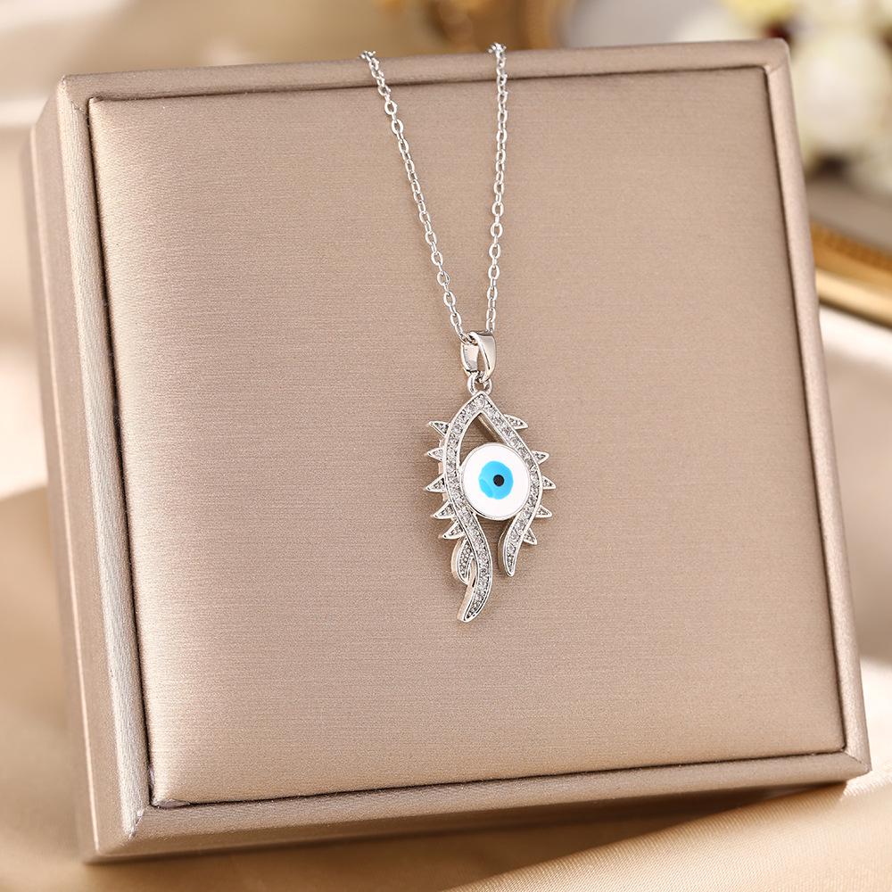 Women's Titanium Steel Blue Evil Eye Pendant Necklace - Light Luxury Clavicle Chain Jewelry