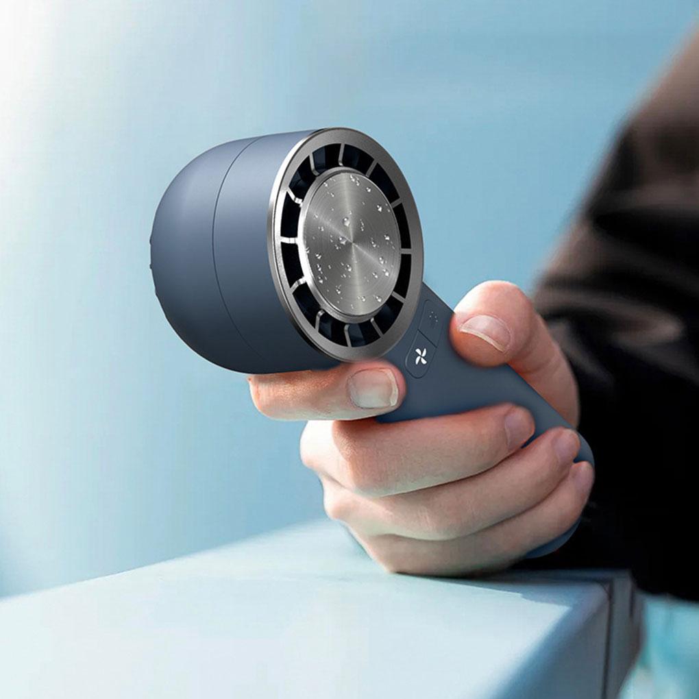 Small Electric Fan With Fan For Quiet Operation Semiconductor Refrigeration Handheld Fan