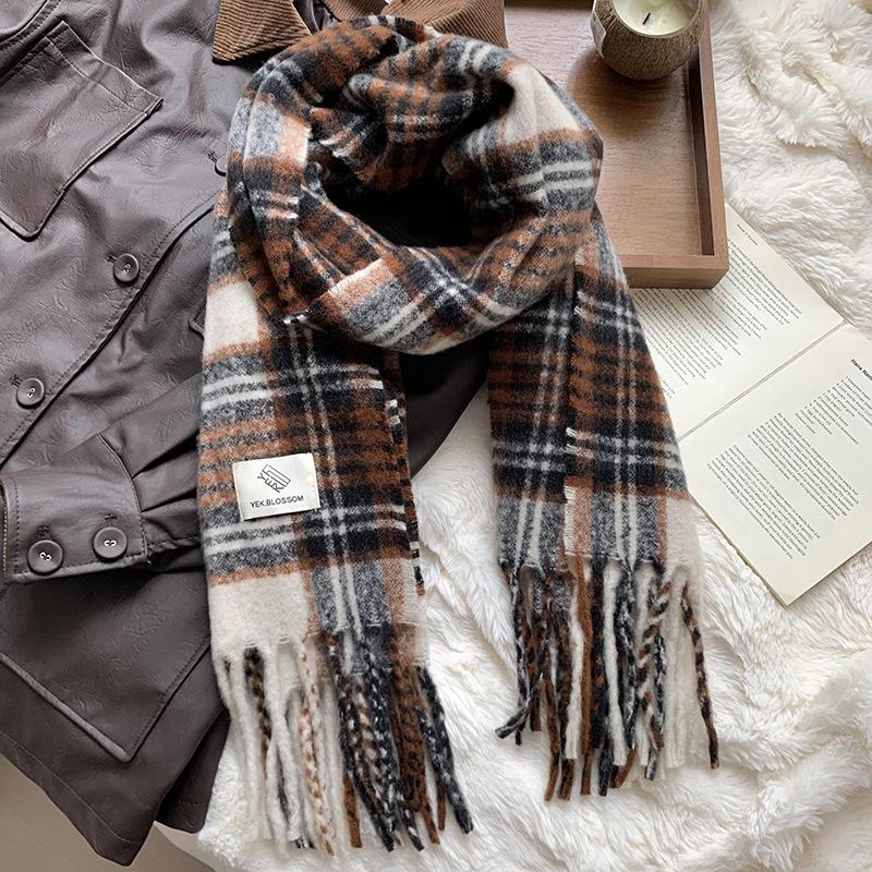 Scarf women's high-end sense autumn and winter new imitation cashmere plaid college style tassel warm scarf shawl