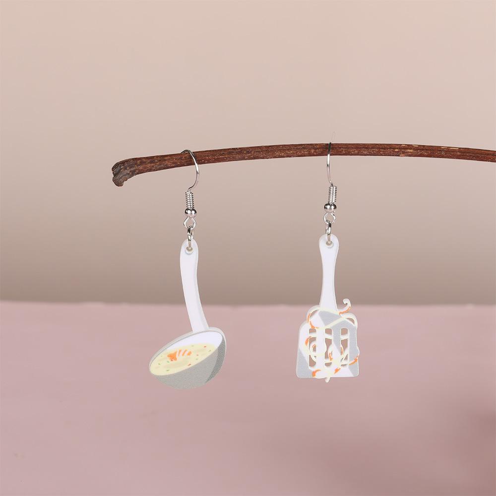 Direct Sales Retro Versatile Earrings Exaggerated Tree Leaf Temperament Stud Earrings Women S Earrings