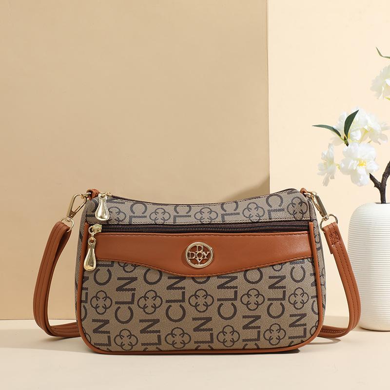 Women's Bag New Fashionable and Versatile High-end Single Shoulder Oblique Span Bag Small Square Bag