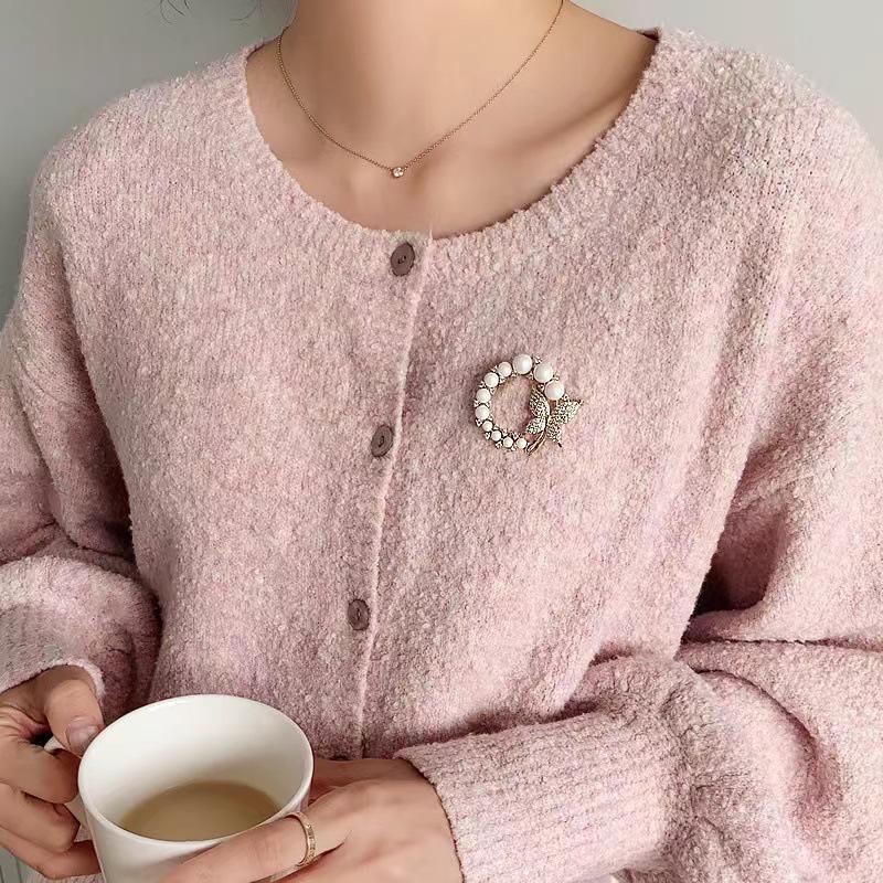 Korean Rhinestone Pearl Butterfly Brooch Anti-Exposure Pin