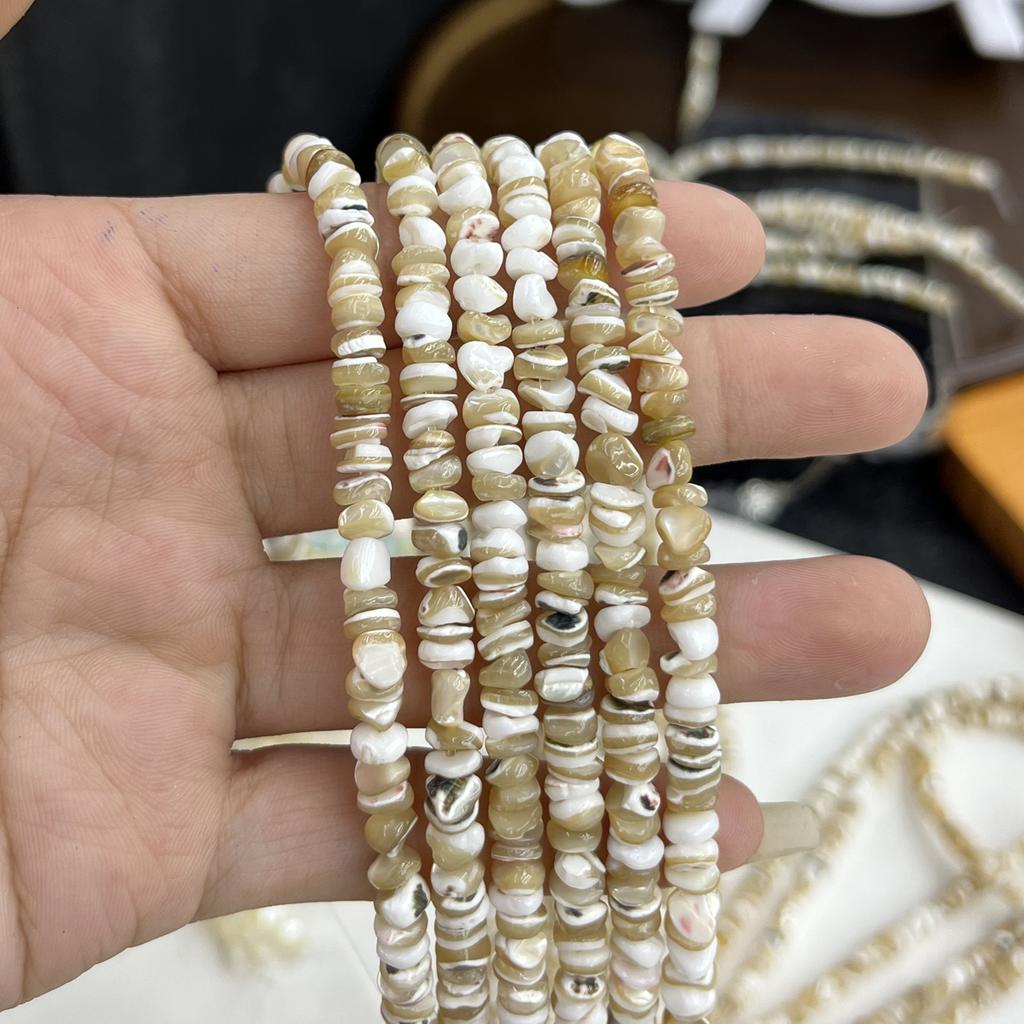 Natural Shell Beads 4-5mm Irregular Chip Loose Spacer Beads for Jewelry Making DIY Necklace, Bracelet Accessories, Spring Back To School Crafts 38cm