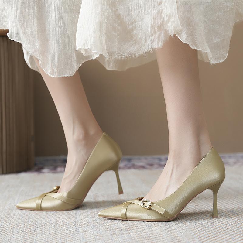 

Satin crossbuckle temperament high heels women s pointed head thin heels single shoes are not tired of standing for a long time, spring new models 40 світло-жовтого кольору
