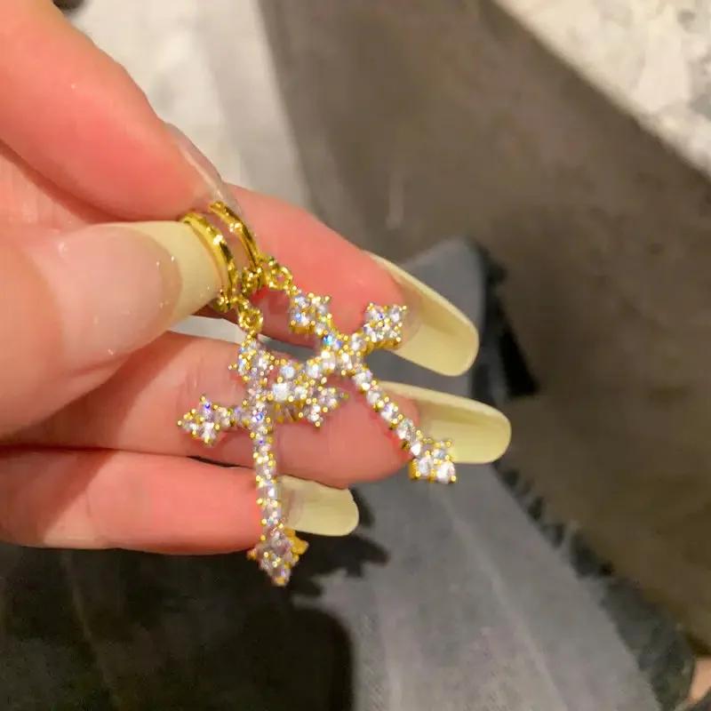 High-End Small Cross Earrings For Women Sparkling Zircon Inlay Daily Style Personalized Jewelry