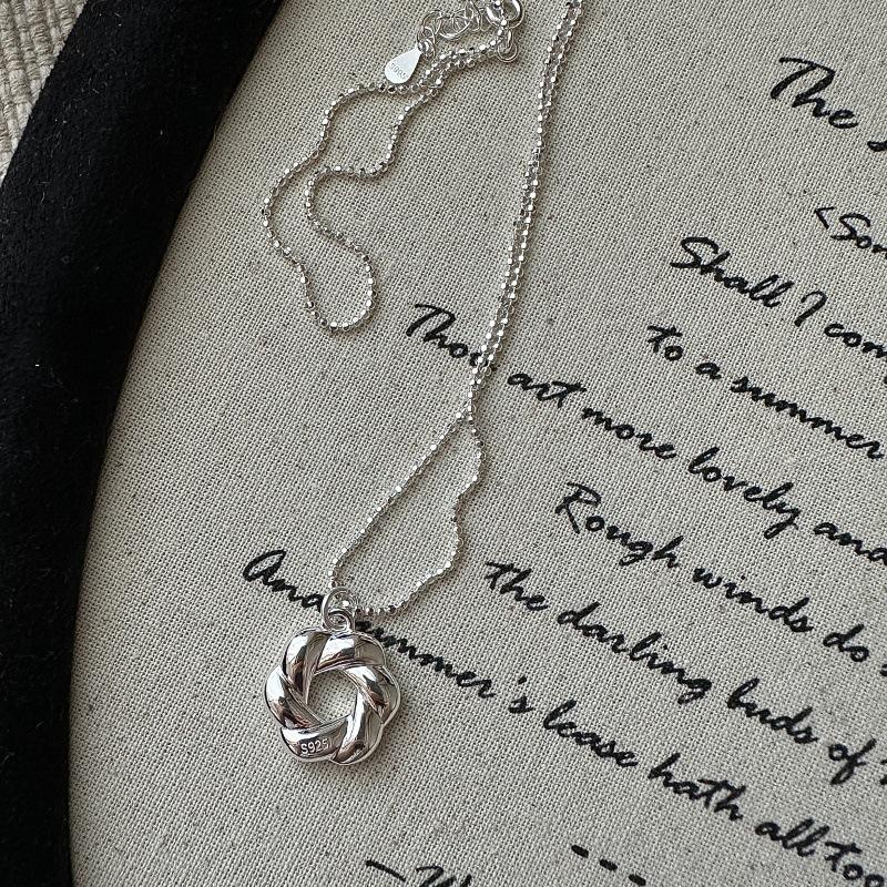 S925 Sterling Silver Niche Design Croissant Simple Necklace Wind Blogger Collarbone Chain 925 silver