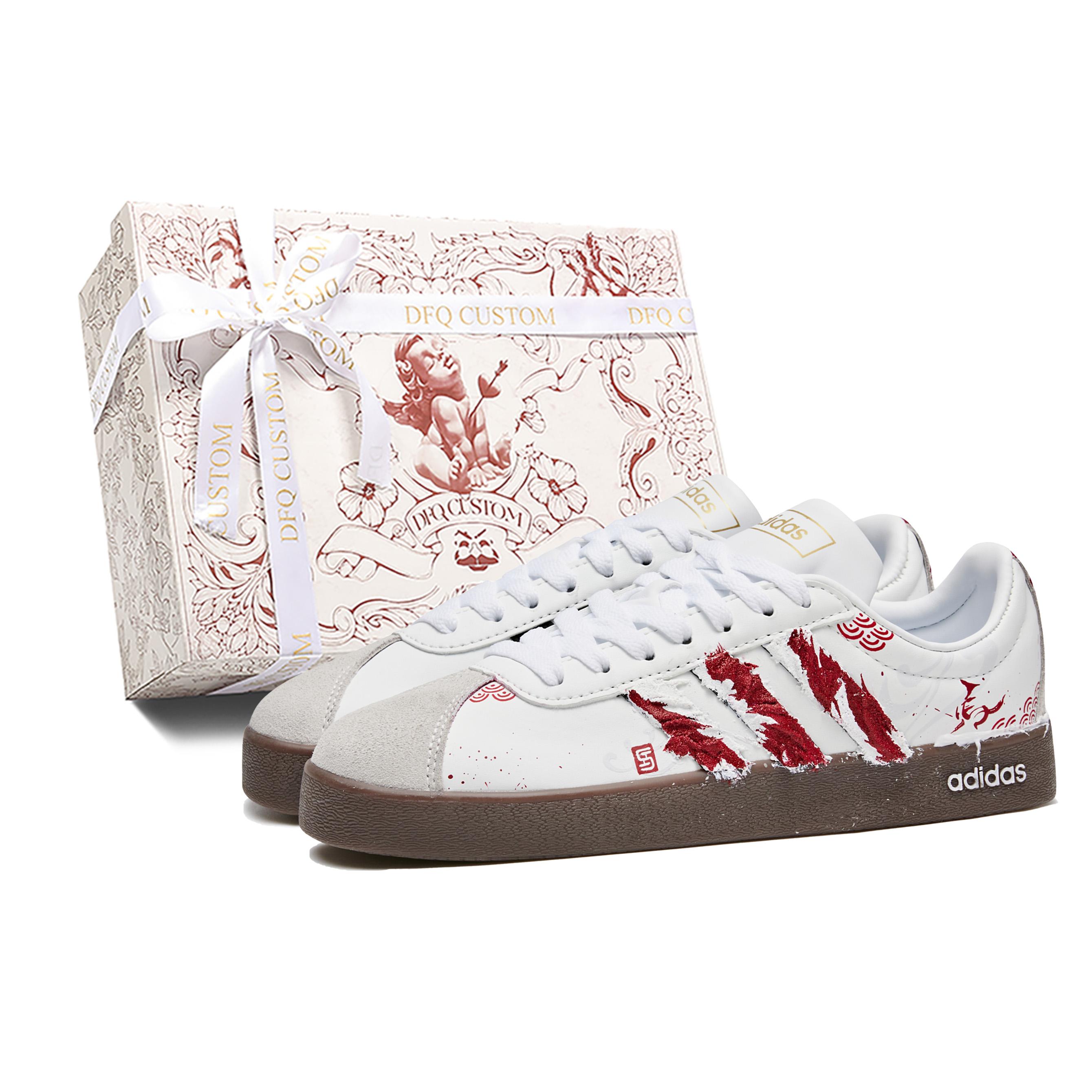 

Adidas Vl Court Classic Червоний Кінь, що скаче по хмарах, Коробка, Рік Коня Стійкий до стирання Стійкий до стирання Низькі кросівки JQ2470(КомандаM--КОРОБКА) 44⅔