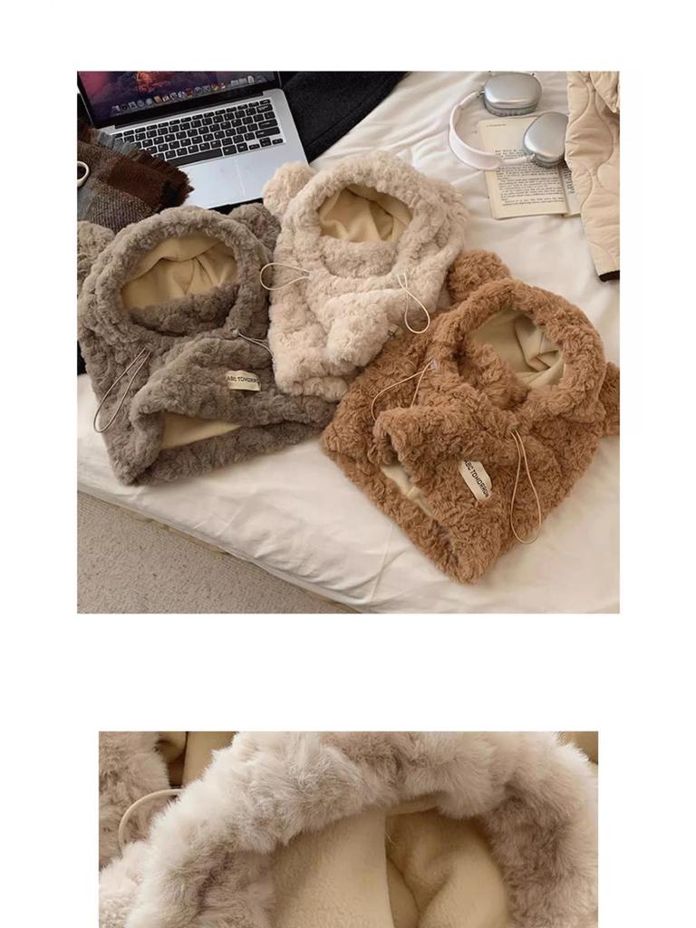 Cozy Bear Ear Plush Hat: All-in-One Warmth for Winter Cycling