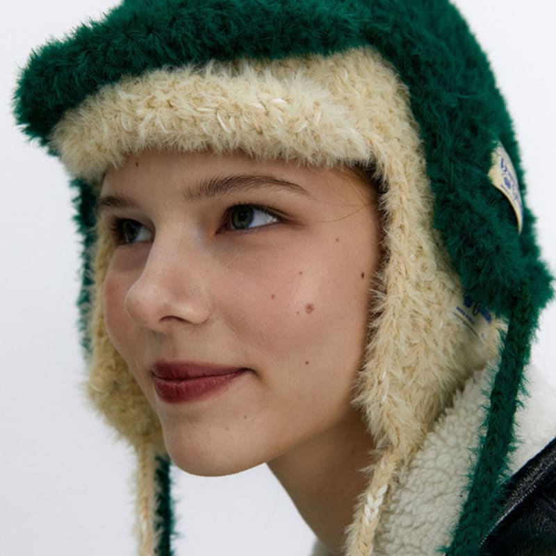 DANCING GRANDMA ANGORA TROOPER : VIVID GREEN