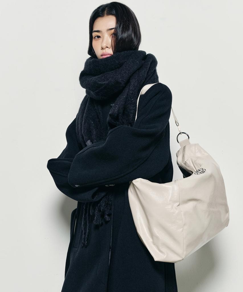 Nick&Nicole Nicole Mega Square Shoulder Bag_Cream