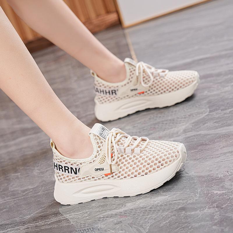 Fashion The 2025 Summer New Womens Shoes Casual Shoes and Sports Shoes Are Breathable and Comfortable Soft Soled Shoes