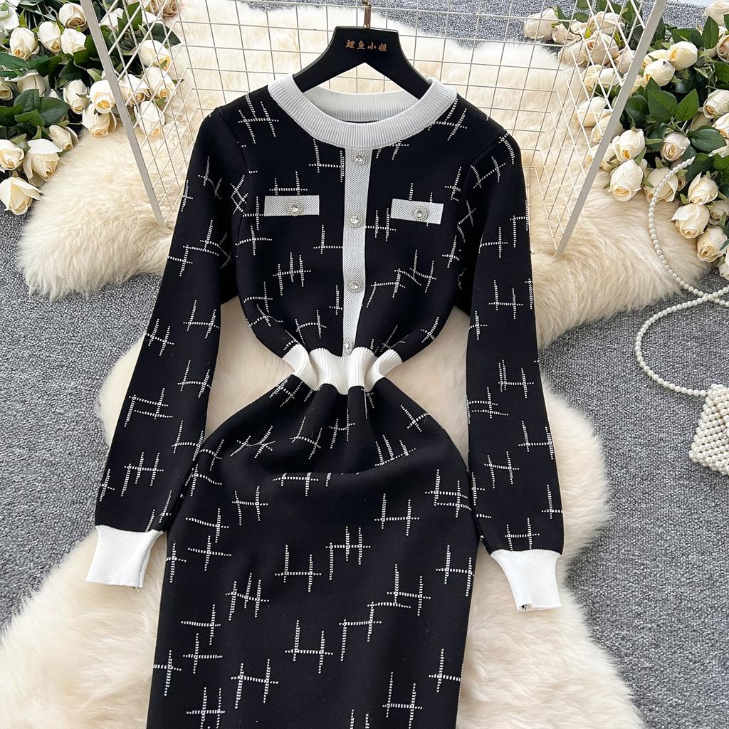 Women's Small Perfume Style Retro Color Collision Round Neck Long-sleeved Dress Slim Knitted Dress