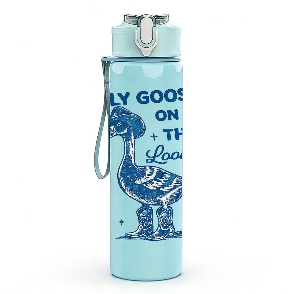 1PC Silly Goose On The Loose Bird Print 750ml Color Plastic Sports Water Bottle Leakproof Flip Straw Lid Suitable for Sports Office Home Use