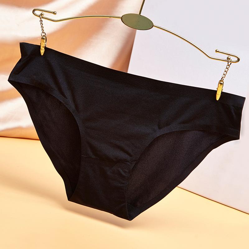 Women's Summer Ice Silk Seamless Underwear Sexy Triangle Pants Women's Simple Underwear Low Waist Breathable