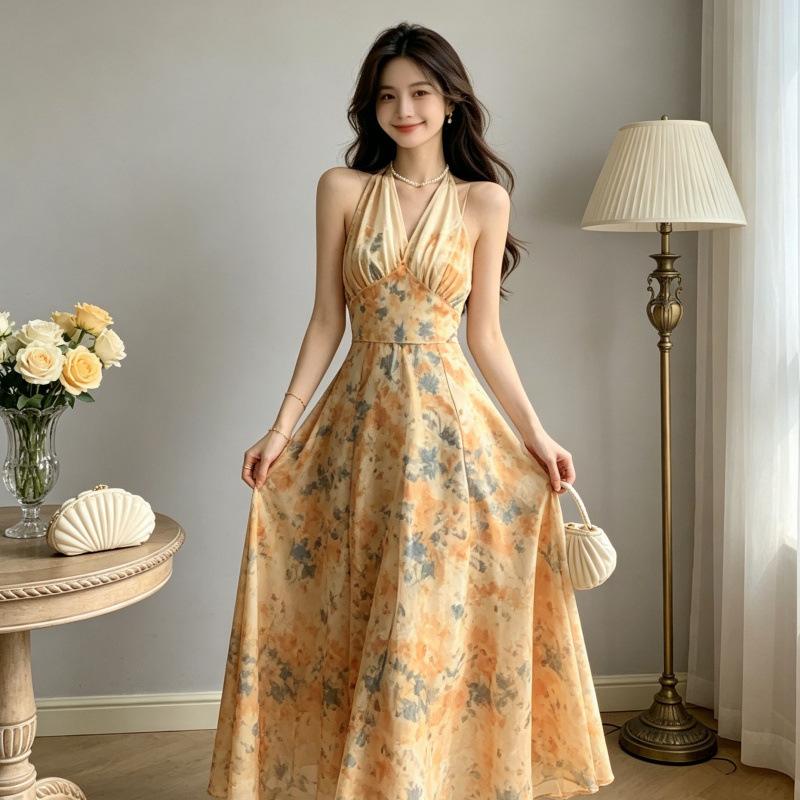 French oil painting print halter neck dress female first love long dress gentle seaside wear beach dress