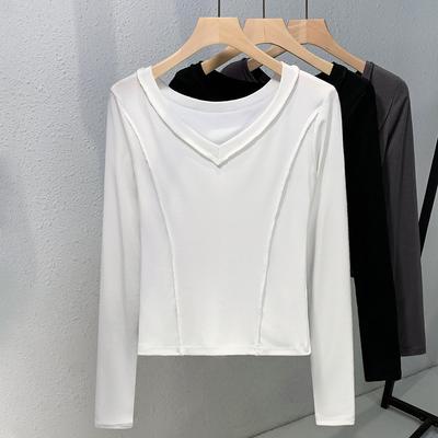 White French Clavicle Exposed V-neck Shoulder T-shirt for Women with Long-sleeved Round Neck Inner Bottoming Shirt Age-reducing Fashionable Top