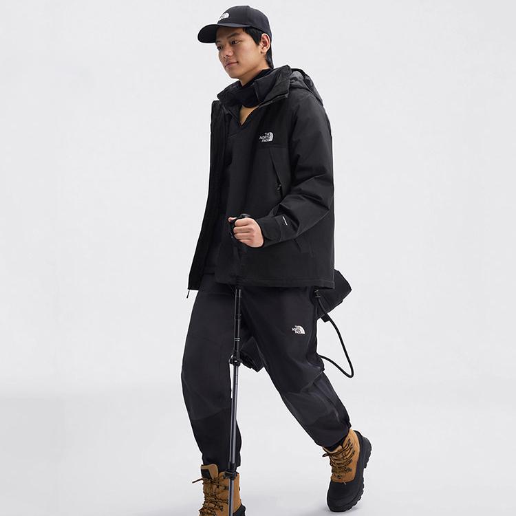 The North Face Giacca a Vento Impermeabile e Antivento per Esplorazione Urbana da Uomo Nero Cosmico NF0A8DNH-JK3