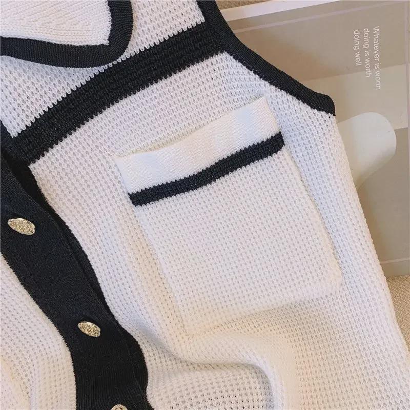 Summer Xiaoxiang Style Sleeveless Knitted Vest - Artful, Contrasting Colors, Celebrity Chic