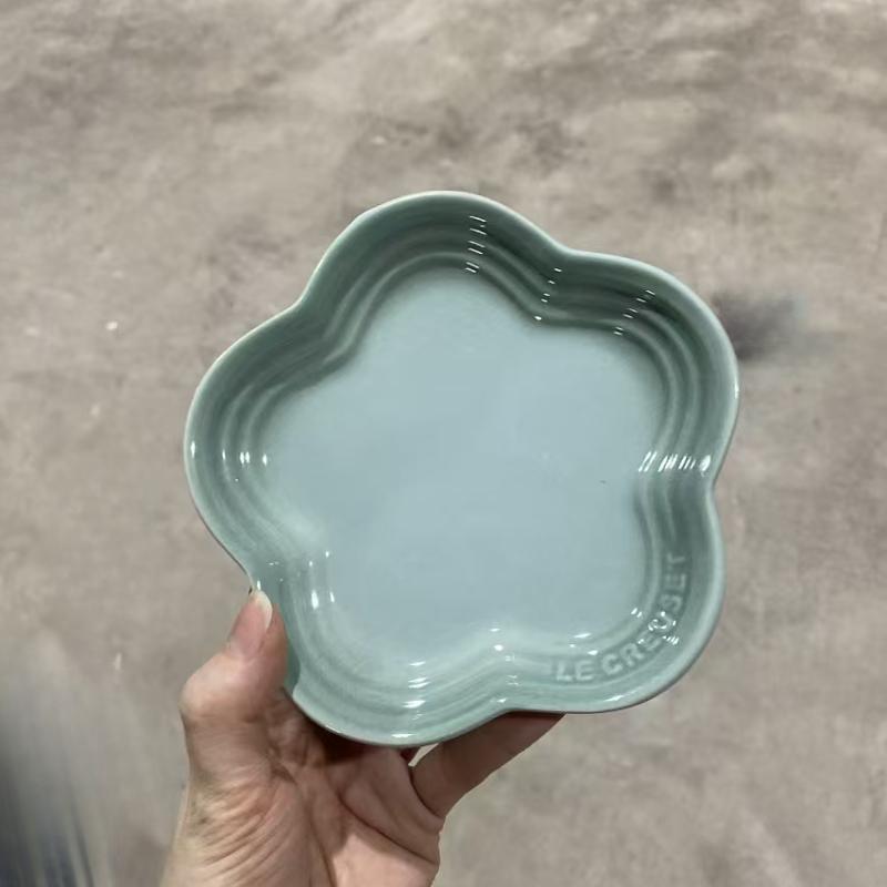 Plum Blossom Small Plate 5.5Inches 14cm Rainbow Sauce Plate Flower Shaped Pet Gradual Spike Bone Plate Tableware Ceramic Dishs