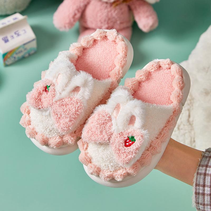 

Fleece children s cotton slippers Girls cotton mop Thickened warm and non-slip children s slippers Indoor autumn and winter 24-25（160MM）