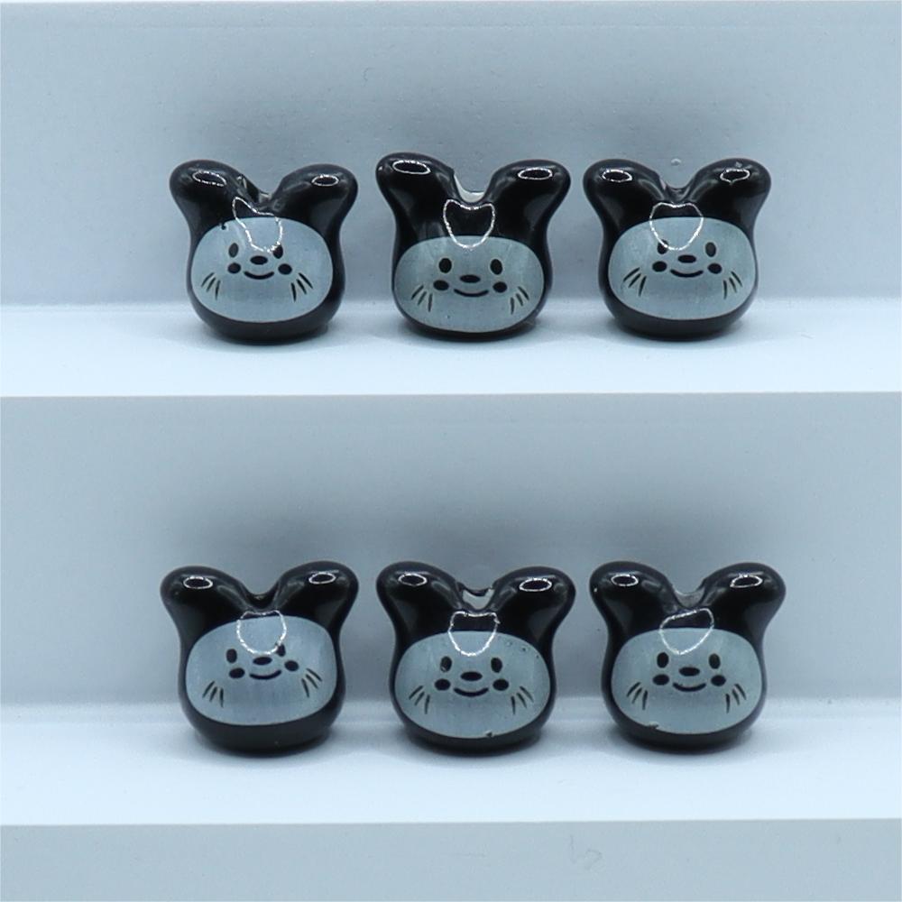 Niedliche kleine Kaninchen glasierte Keramikperlen für DIY Schmuck und Accessoires
