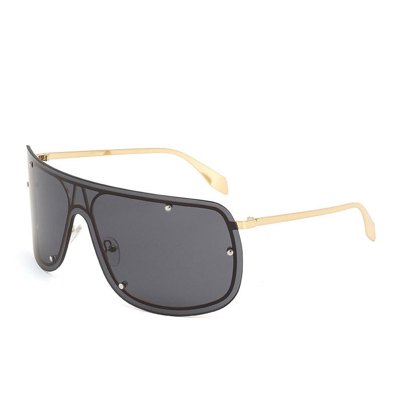 Oversized One-Piece Shield  Fashion Luxury Women Sunglasses Perfect For Cycling  Punk Rivet Big Frame Men Eyewear Uv400